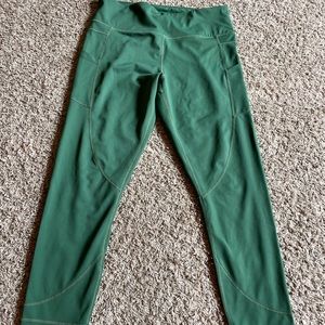 Zyia Pine Light N Tight Leggings